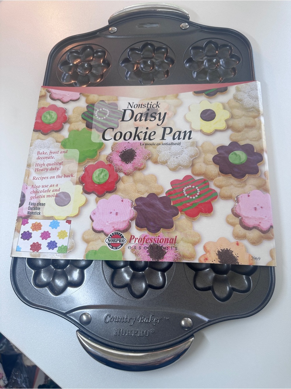 Norpro Nonstick Daisy Cookie Pan